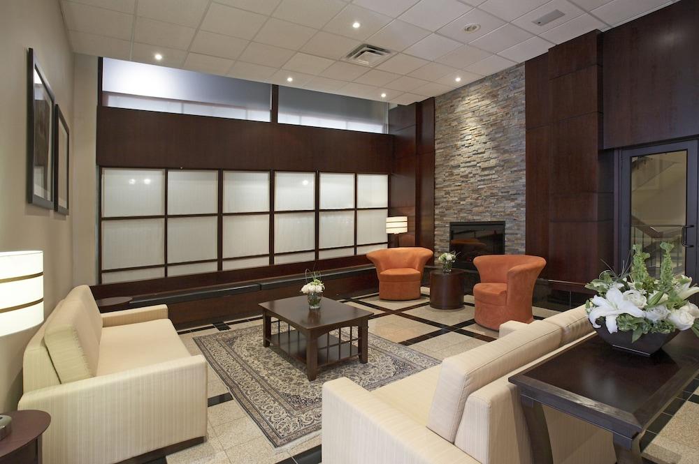 Hamilton Plaza Hotel And Conference Centre Екстер'єр фото