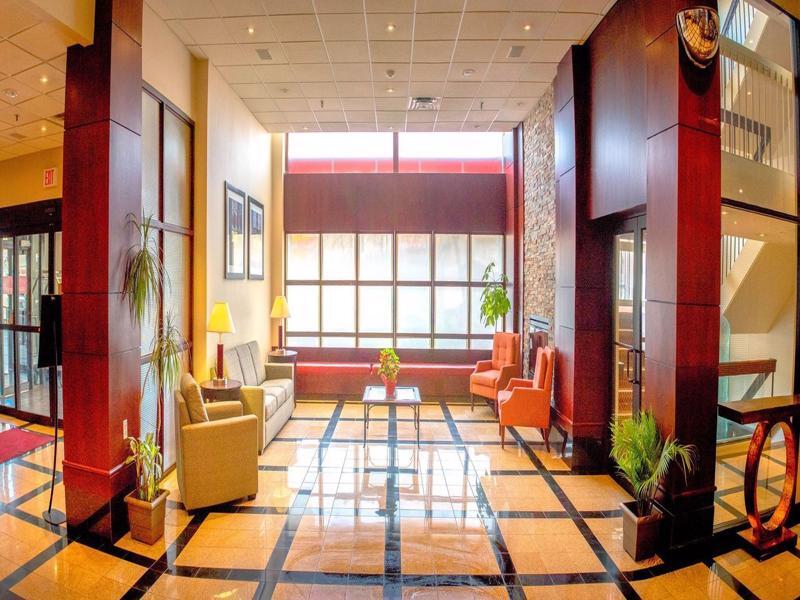 Hamilton Plaza Hotel And Conference Centre Екстер'єр фото