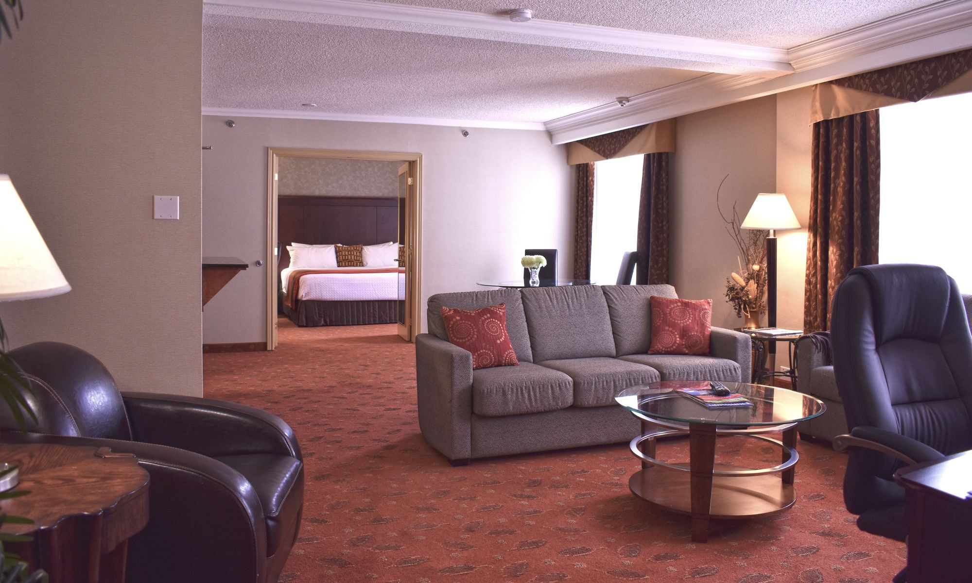 Hamilton Plaza Hotel And Conference Centre Екстер'єр фото